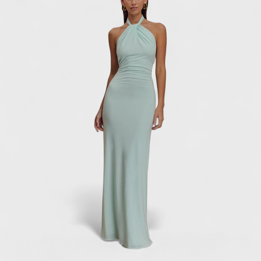 Klara – Curvy silk dress with halter neck