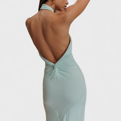 Klara – Curvy silk dress with halter neck