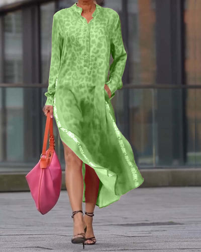 Long-sleeved dress with a leopard print slit