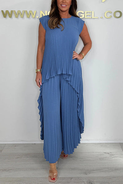 Laney pleated short sleeve dress
