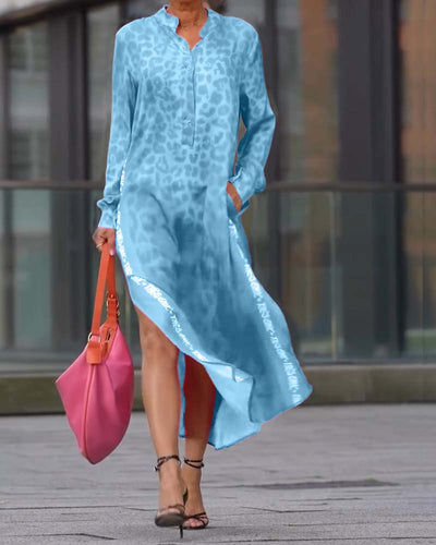 Long-sleeved dress with a leopard print slit